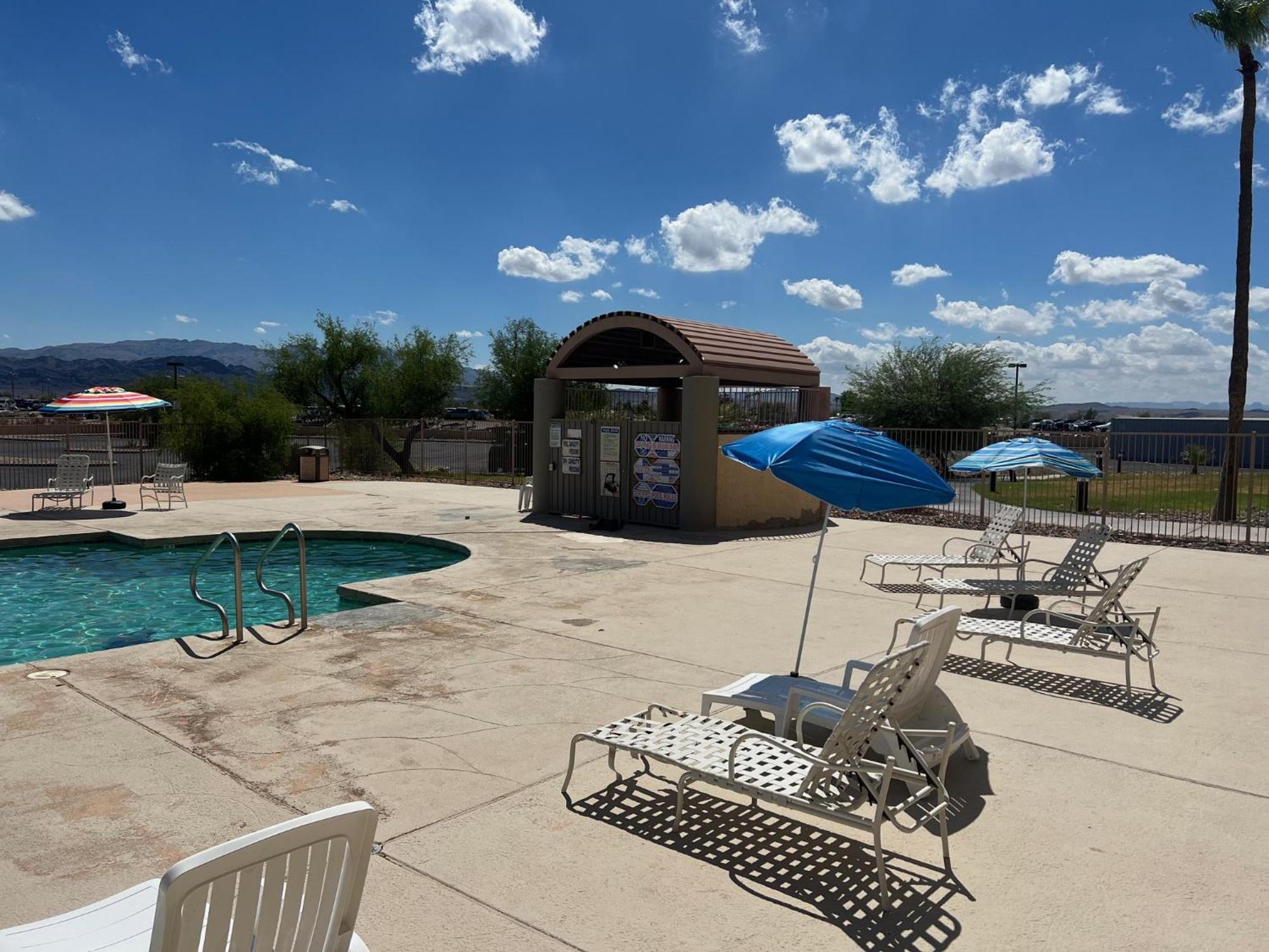 Studio 6 Suites Lake Havasu City Az Exterior photo